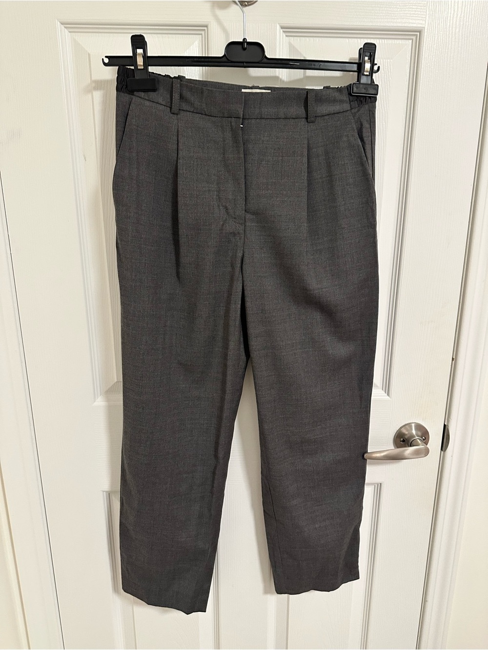 Wilfred Dark Gray Pleated Dress Pants